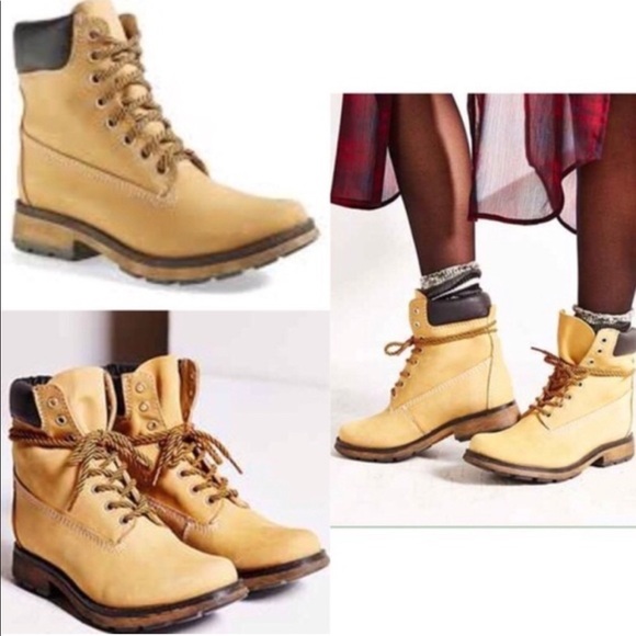 Steve Madden Pasa Ankle Boots - Picture 10 of 10